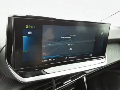 Photo 17 Peugeot 2008  Electrique 136 ch