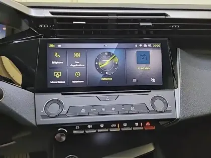 Photo 38 Peugeot 308  PHEV 180 e-EAT8