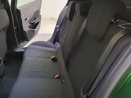 Photo 31 Peugeot 308  PHEV 180 e-EAT8