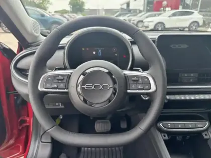 Photo 9 Fiat 600  1.2 Hybrid Turbo 145ch Pack Confort DCT6