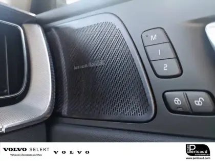 Photo 38 Volvo Xc60  T6 AWD Hybride rechargeable 253 ch+145 ch Geartronic 8