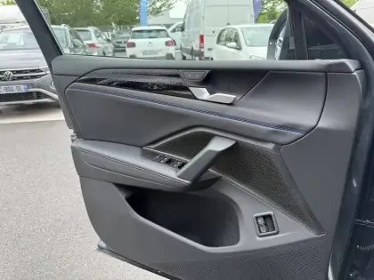 Photo 53 Volkswagen Tiguan  1.5 eHybrid 272ch DSG6