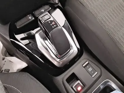 Photo 34 Opel Corsa  Electrique 136 ch & Batterie 50 kw/h