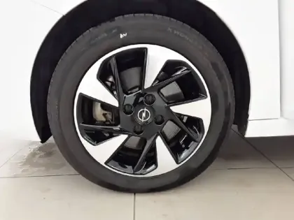 Photo 33 Opel Corsa  Electrique 136 ch & Batterie 50 kw/h