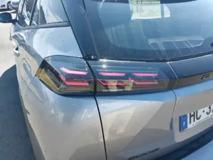 Photo 41 Peugeot 2008  100 S&S BVM6