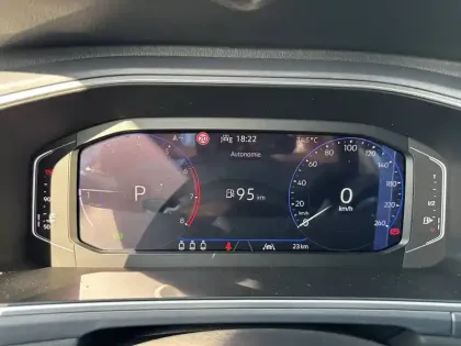 Photo 34 Volkswagen T-roc  1.5 TSI EVO2 150 Start/Stop DSG7