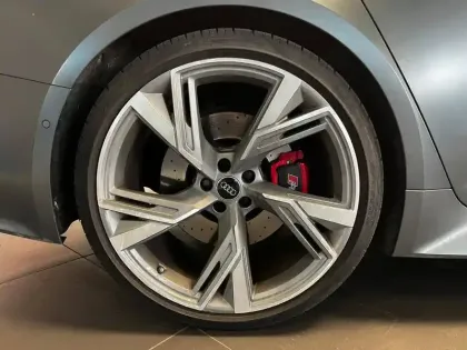 Photo 96 Audi A6 RS6 Avant V8 4.0 TFSI 600 Tiptronic 8 Quattro