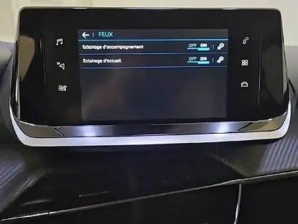 Photo 22 Peugeot 208  PureTech 100 S&S BVM6