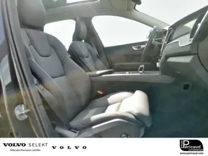 Photo 23 Volvo Xc60  T6 AWD Hybride rechargeable 253 ch+145 ch Geartronic 8