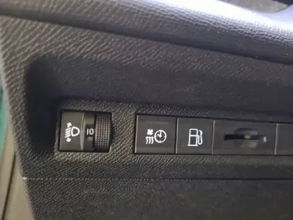 Photo 19 Peugeot 308  SW PHEV 180 e-EAT8