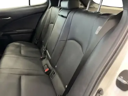 Photo 12 Lexus UX  300e Le