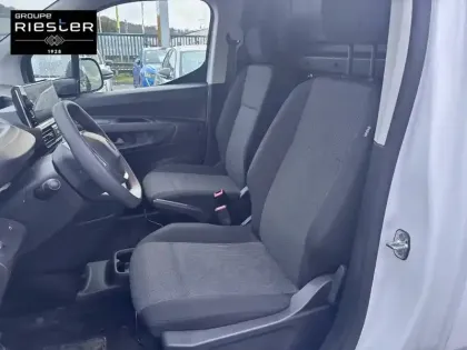 Photo 33 Peugeot Partner  FOURGON M 650 KG BLUEHDI 130 S&S BVM6