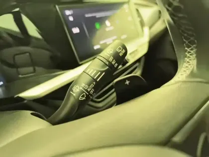 Photo 16 Opel Grandland  Hybrid 225 ch BVA8 Elegance Business