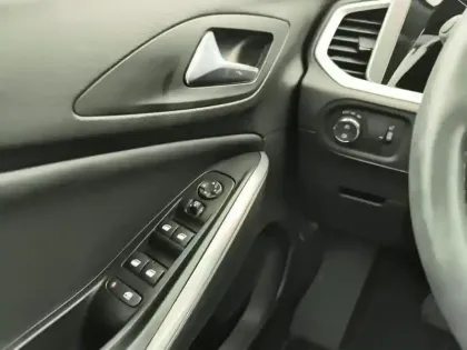 Photo 19 Opel Grandland  Hybrid 225 ch BVA8 Elegance Business