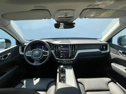 Photo 19 Volvo XC60  T6 AWD 253 + 145ch Utimate Style Dark Geartronic