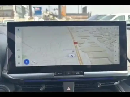 Photo 11 Toyota C-HR  1.8 140ch Collection MY25