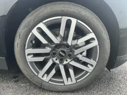 Photo 7 Mini Cooper  3 Portes SE 218ch Classic