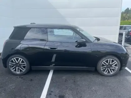 Photo 2 Mini Cooper  3 Portes SE 218ch Classic