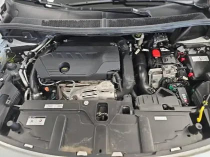 Photo 9 Peugeot 3008  HYBRID 225ch GT Pack e-EAT8