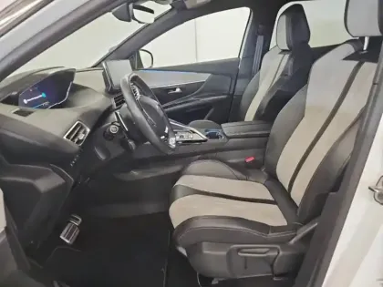 Photo 13 Peugeot 3008  HYBRID 225ch GT Pack e-EAT8