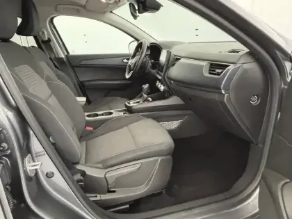 Photo 13 Renault Arkana  mild hybrid 140 EDC FAP - 22