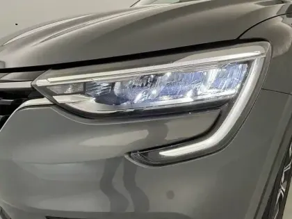 Photo 20 Renault Arkana  mild hybrid 140 EDC FAP - 22