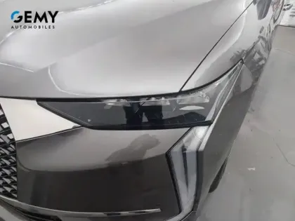 Photo 45 DS DS 4  PureTech 130 EAT8