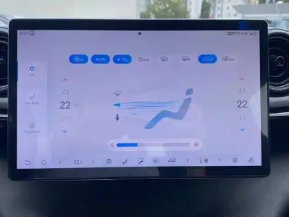 Photo 56 BYD Dolphin  60,4 kWh 204 ch