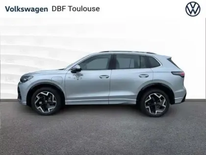 Photo 11 Volkswagen Tiguan NOUVEAU 1.5 EHYBRID 204CH DSG6 R