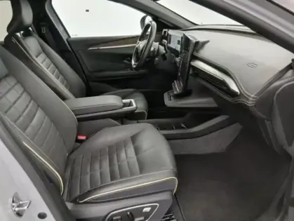 Photo 6 Renault Megane EV60 220 ch super charge Iconic