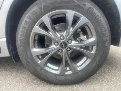 Photo 8 Ford Kuga  2.5 Duratec 190ch FHEV ST-Line BVA