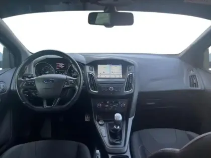 Photo 5 Ford Focus  1.0 EcoBoost 125ch Stop&Start ST Line