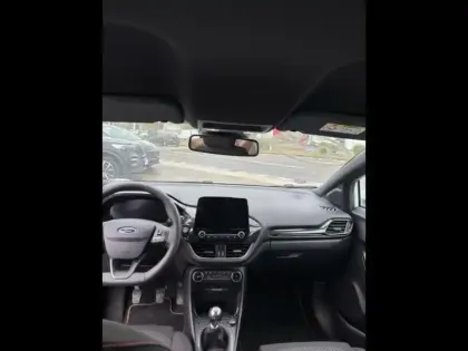 Photo 13 Ford Puma  1.0 Flexifuel 125ch S&S mHEV ST-Line