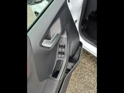 Photo 9 Ford Puma  1.0 Flexifuel 125ch S&S mHEV ST-Line