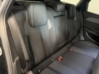 Photo 23 Peugeot 308  SW BlueHDi 130ch S&S EAT8