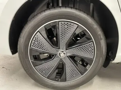 Photo 5 Skoda Scala  1.0 TSI Evo 2 116 ch DSG7