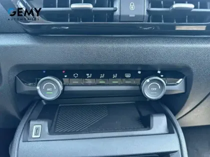 Photo 17 Citroën C4  SOCIETE PURETECH 100 S&S BVM6