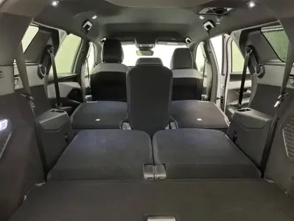 Photo 48 Peugeot 5008  Hybrid 136 e-DCS6