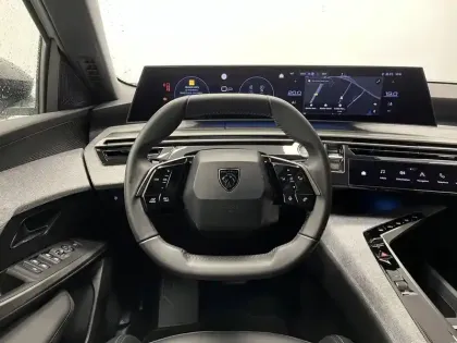 Photo 56 Peugeot 5008  Hybrid 136 e-DCS6