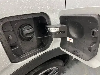 Photo 80 Peugeot 5008  Hybrid 136 e-DCS6