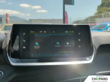 Photo 17 Peugeot 2008  Electrique 136 ch