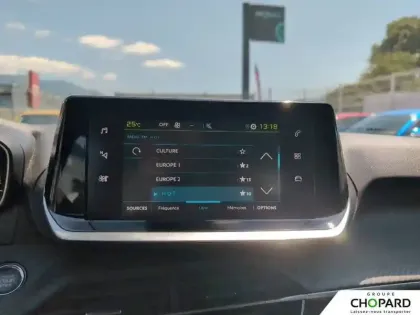 Photo 16 Peugeot 2008  Electrique 136 ch