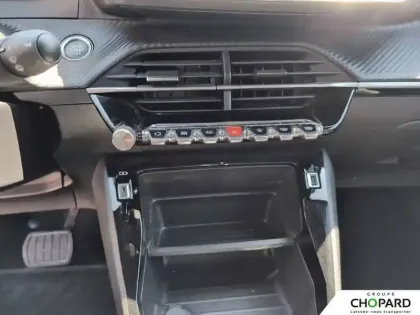 Photo 14 Peugeot 2008  Electrique 136 ch