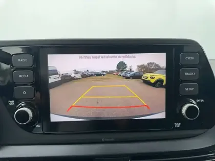 Photo 9 Hyundai Bayon  1.0 T-GDi 100 Hybrid 48V