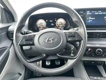 Photo 16 Hyundai Bayon  1.0 T-GDi 100 Hybrid 48V