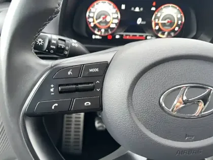 Photo 18 Hyundai Bayon  1.0 T-GDi 100 Hybrid 48V