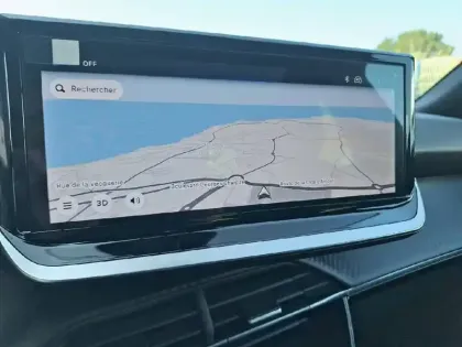 Photo 35 Peugeot 2008  Hybrid 145 e-DCS6