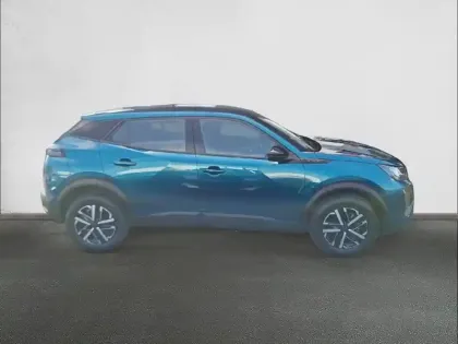 Photo 24 Peugeot 2008  Hybrid 145 e-DCS6