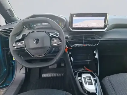 Photo 28 Peugeot 2008  Hybrid 145 e-DCS6