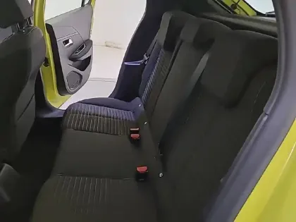 Photo 11 Peugeot 208  Hybrid 100 e-DCS6